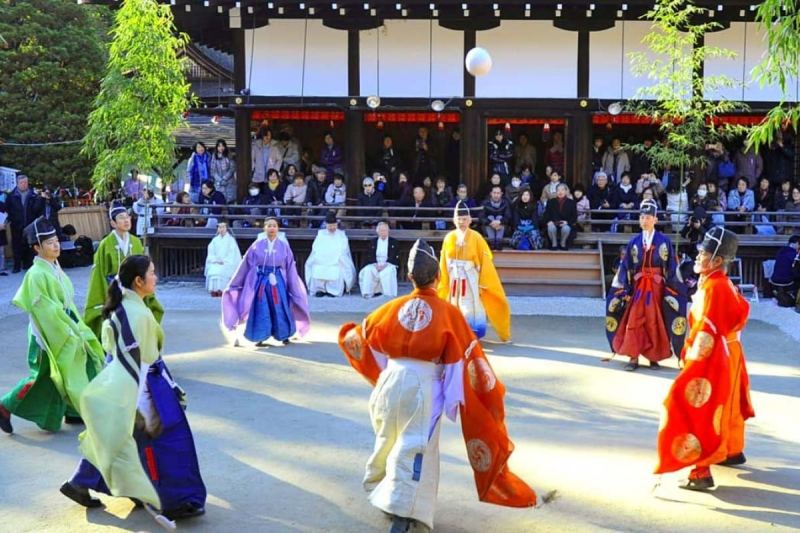A New Year ceremony at a Kyoto shrine
